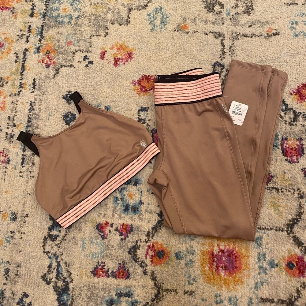 *NWT* FREE PEOPLE Workout Set